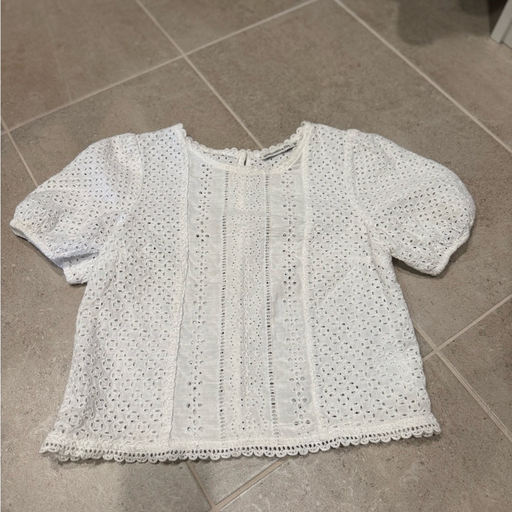 Abercrombie embroidered top